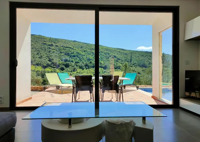 Willa Casa-bananeira-villa-4p-en-baby-with-private-pool-in-a-natural-setting *